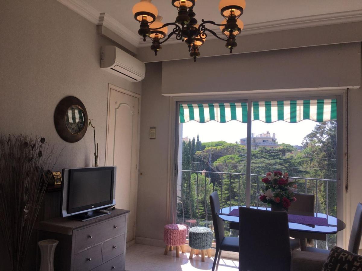 Superbe Appartement 3 Pieces Vue Mer Dans Une Residence Arboree 5 Min De La Mer Nice Exteriör bild
